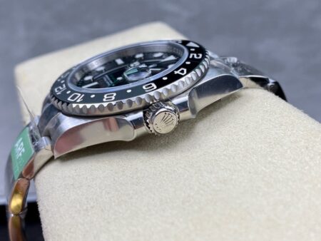 Superclone Rolex GMT-Master II 126710GRNR 