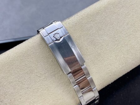 Superclone Rolex GMT-Master II 126710GRNR 