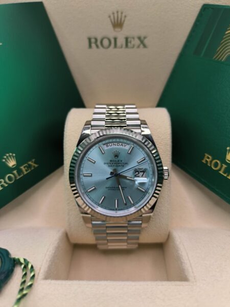 Superclone Rolex Day-Date Ice blue Dial 228236 Angle Detail