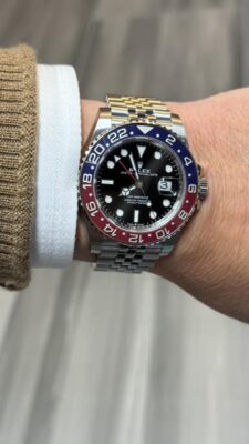 Superclone Rolex GMT-Master II 126710BLRO "Pepsi" Jubilee photo review