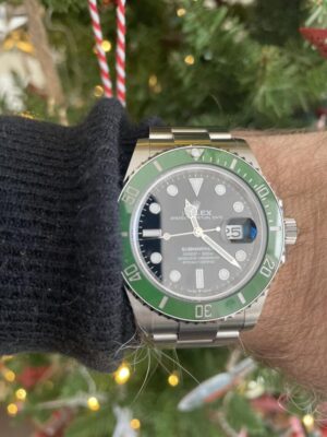 Replica Rolex Submariner Black Dial 126610LV "Starbucks" photo review
