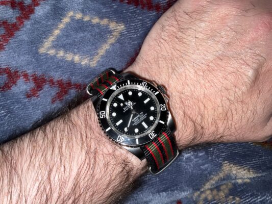 Replica Rolex Submariner Black Dial 124060 No-Date photo review