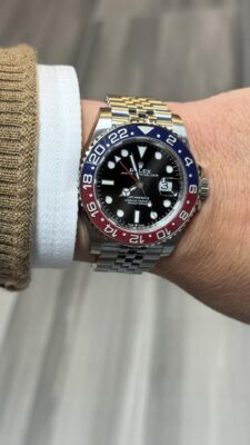 Superclone Rolex GMT-Master II 126710BLRO "Pepsi" Jubilee photo review