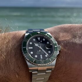 Replica Rolex Submariner Black Dial 126610LV "Starbucks" photo review