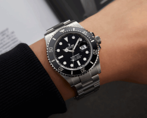 Replica Rolex Submariner 41m on wrist shot
