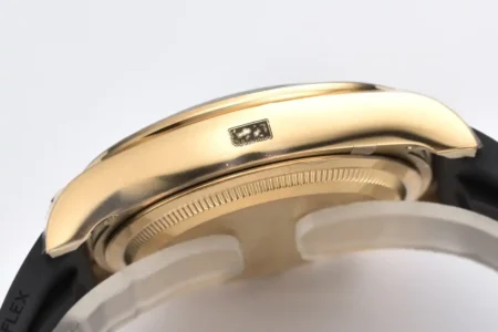 Superclone Rolex Daytona Golden Dial 126518LN 