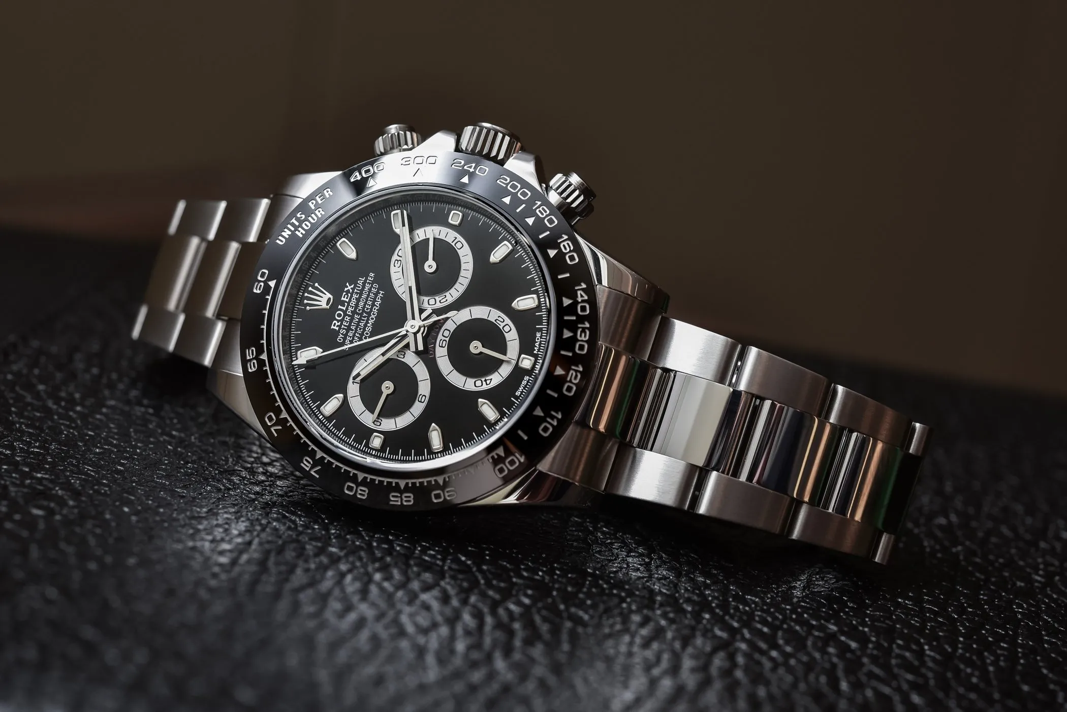 Replica Rolex Daytona Black Dial Black Bezel Oyster Bracelet